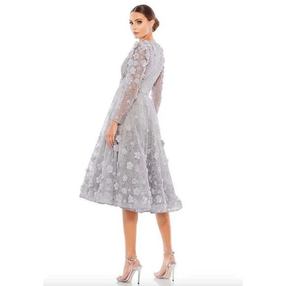 Mac Duggal Long Sleeve 3D Floral Midi Dress Size 4 in Sterling Gray